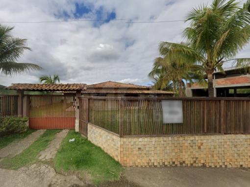 BRÁS PIRES/MG — Casa 4 quartos, piscina, área gourmet com lote de 5.900,15m² no Centro