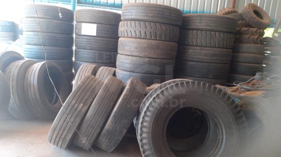ARAGUARI/MG-LOTE DE PNEUS PARA CAMINHÃO 44 UNIDADES