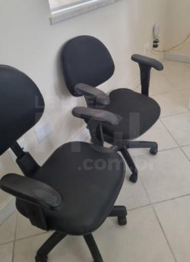 ARACAJU/SE - 23 Cadeiras com braços