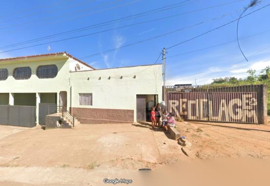BOA ESPERANÇA/MG — 2 casas com lote de 1.311m² no Jardim Nova Esperança