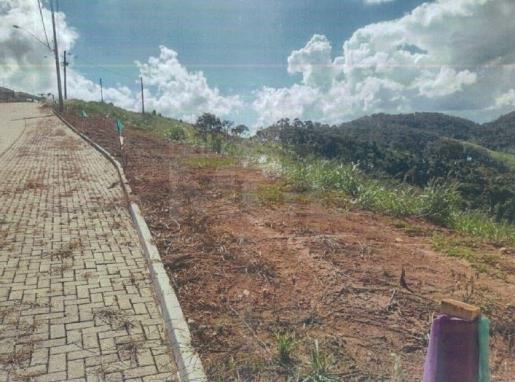 CARANGOLA/MG — Lote com área de 1470,34m² no bairro Alterosa