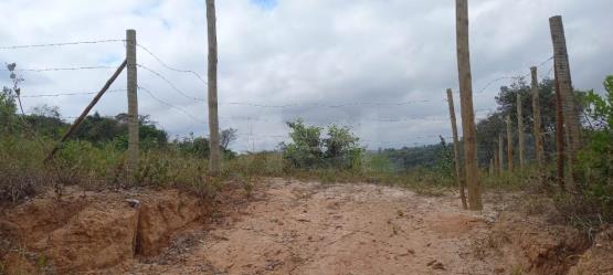 ESMERALDAS/MG — Lote com 1.350,00m² no Retiro das Esmeraldas
