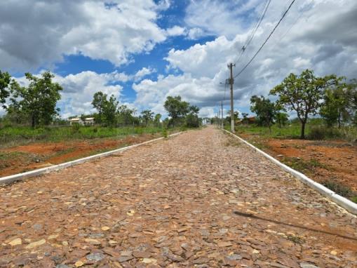 FUNILÂNDIA/MG - Lote com a área de 1.047,00m², situado bairro Vale das Águas
