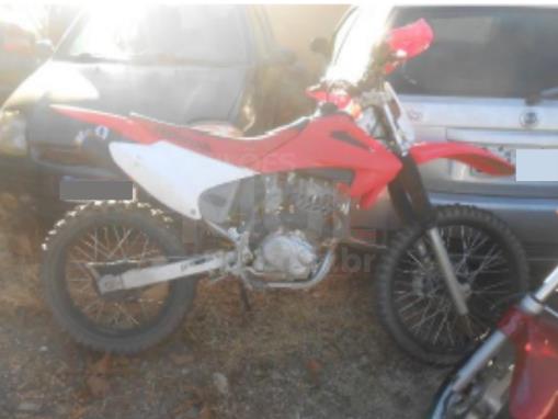GUAXUPÉ/MG - Sucata inservível de motocicleta HONDA CRF 250