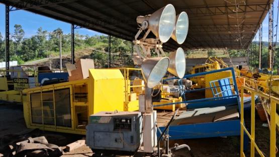 ITAÚNA MG - TORRE ILUMINAÇÃO – GENERATOR DIESEL AIR COOLED - PA7801