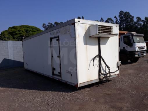 ITAÚNA/MG - BAU FRIGORIFICO PARA CAMINHAO - LARGURA:7.80 ALTURA: 2.6 LARGURA: 2.6 - PA9867