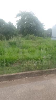 FORMIGA/MG LOTE COM ÁREA DE 480M2 LOTEAMENTO DE FURNAS IATE CLUBE