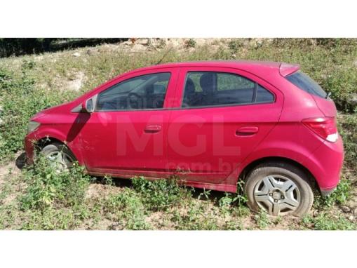 CONCEIÇÃO DO MATO DENTRO/MG - CHEVROLET Onix 1.0MT LT - 2013/2013