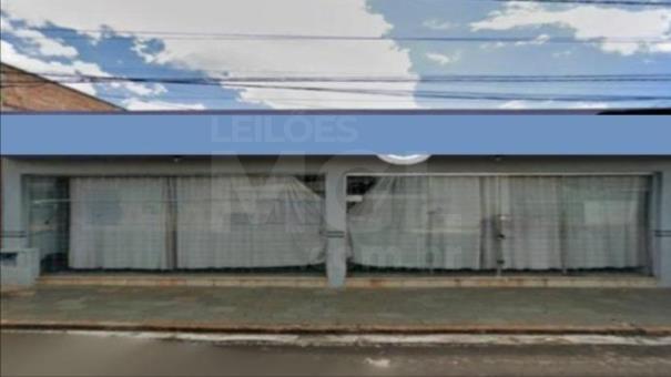 COMPREI-UBERABA/MG-Prédio Comercial com área total de 264,33